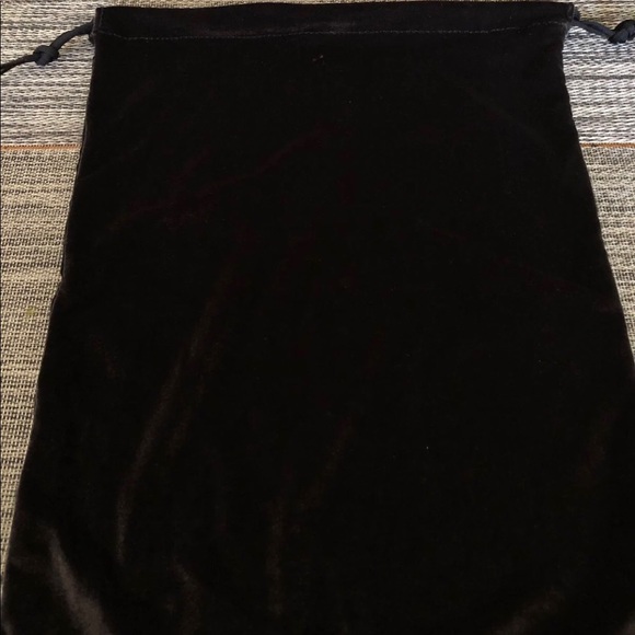 Nike Rose Velvet Soft Shoe Bag - Picture 4 of 8